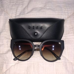 DIFF EYEWEAR PENNY MATTE DARK TORTOISE SUNNIES